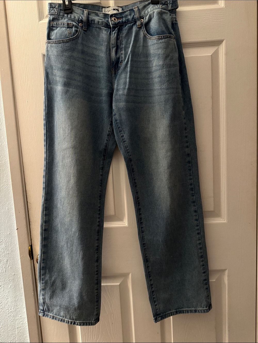 Fashion Nova Women’s Relaxed Light Blue Wash Jeans
